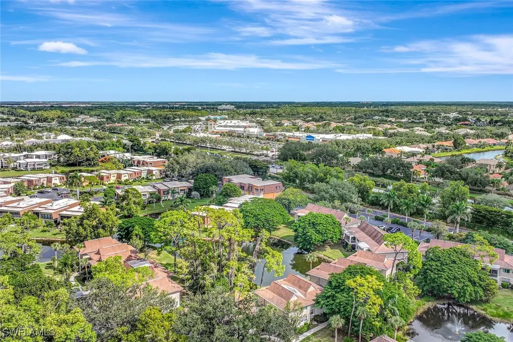 15 Bob O Link Court Naples FL 34105