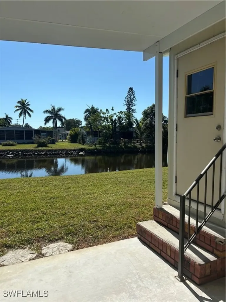 38 Island Lake Lane Naples FL 34114
