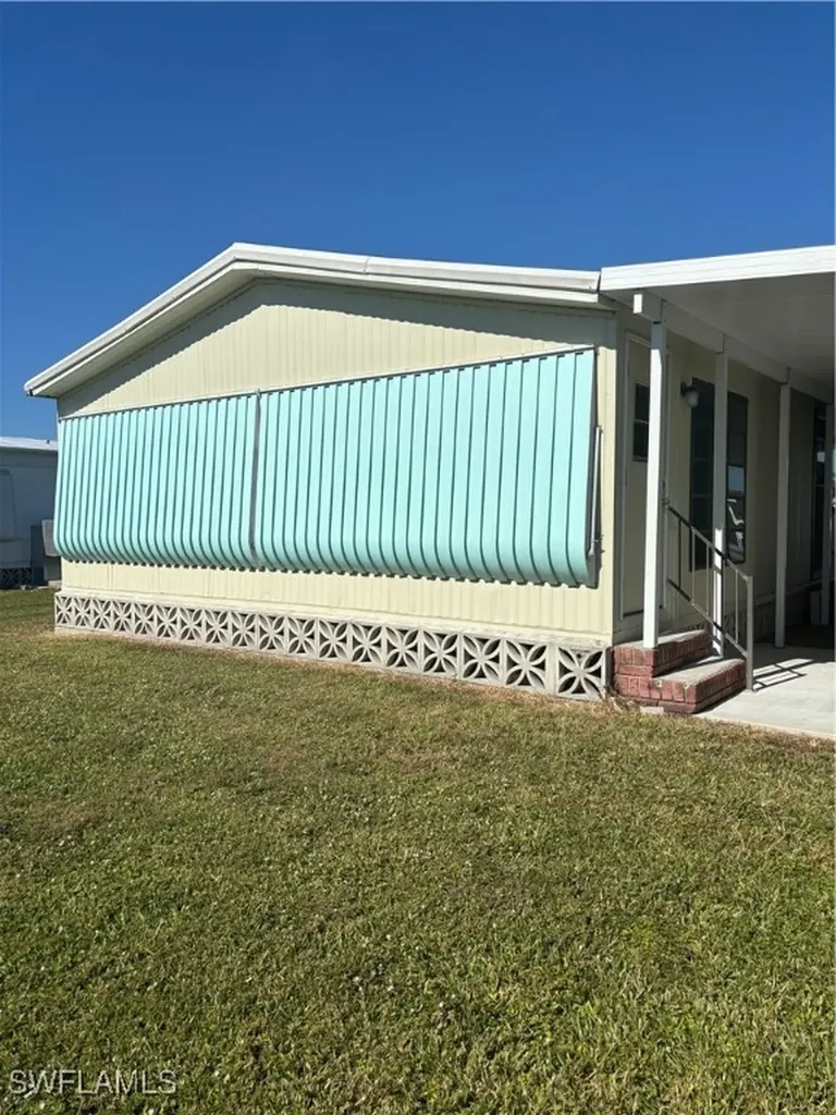 38 Island Lake Lane Naples FL 34114