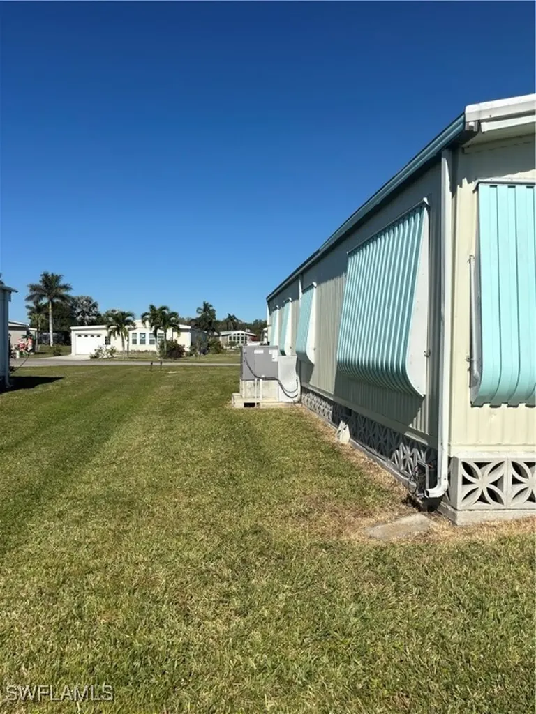 38 Island Lake Lane Naples FL 34114