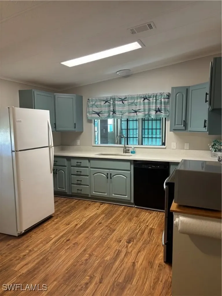 38 Island Lake Lane Naples FL 34114