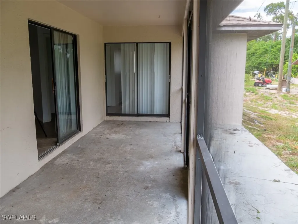 19029 / 19031 Holly Road Fort Myers FL 33967