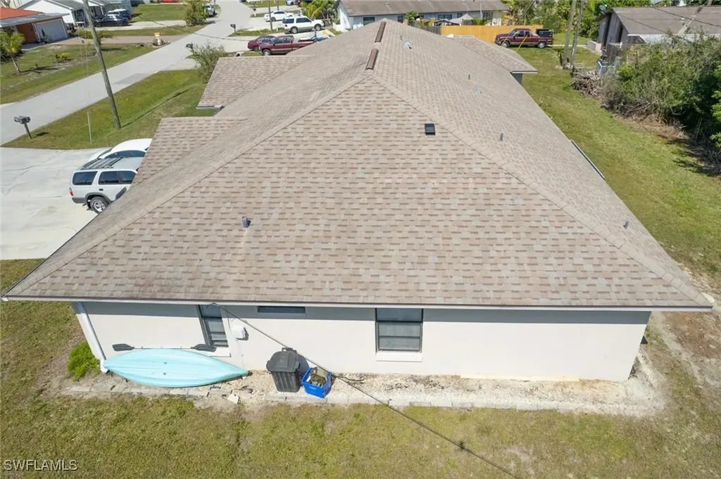 19029 / 19031 Holly Road Fort Myers FL 33967
