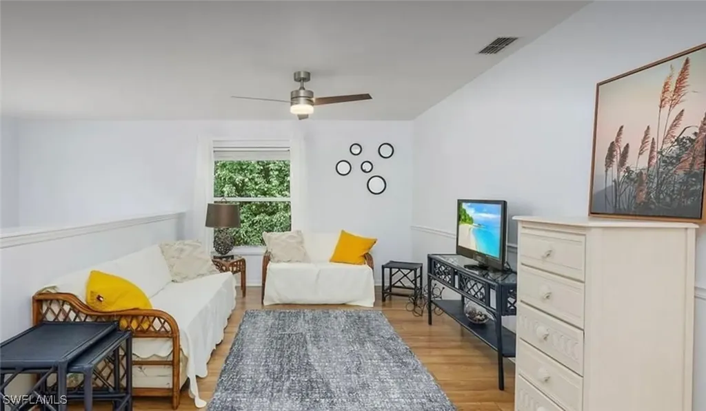 870 Gulf Pavilion Drive Naples FL 34108