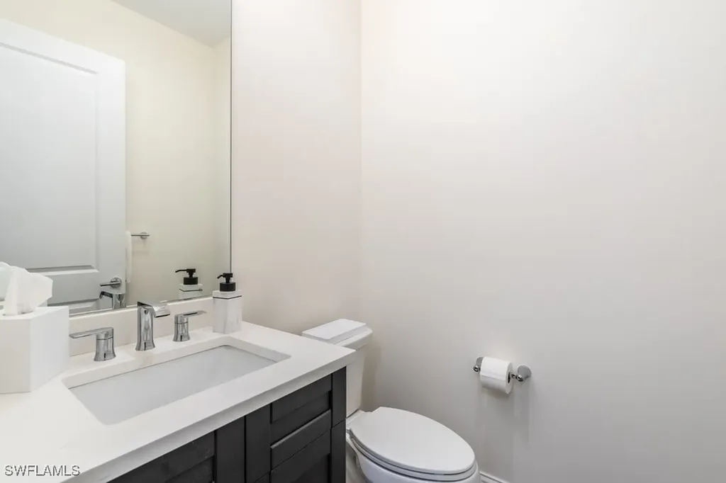 16394 Corsica Way Naples FL 34110