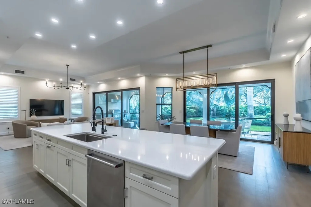 16394 Corsica Way Naples FL 34110
