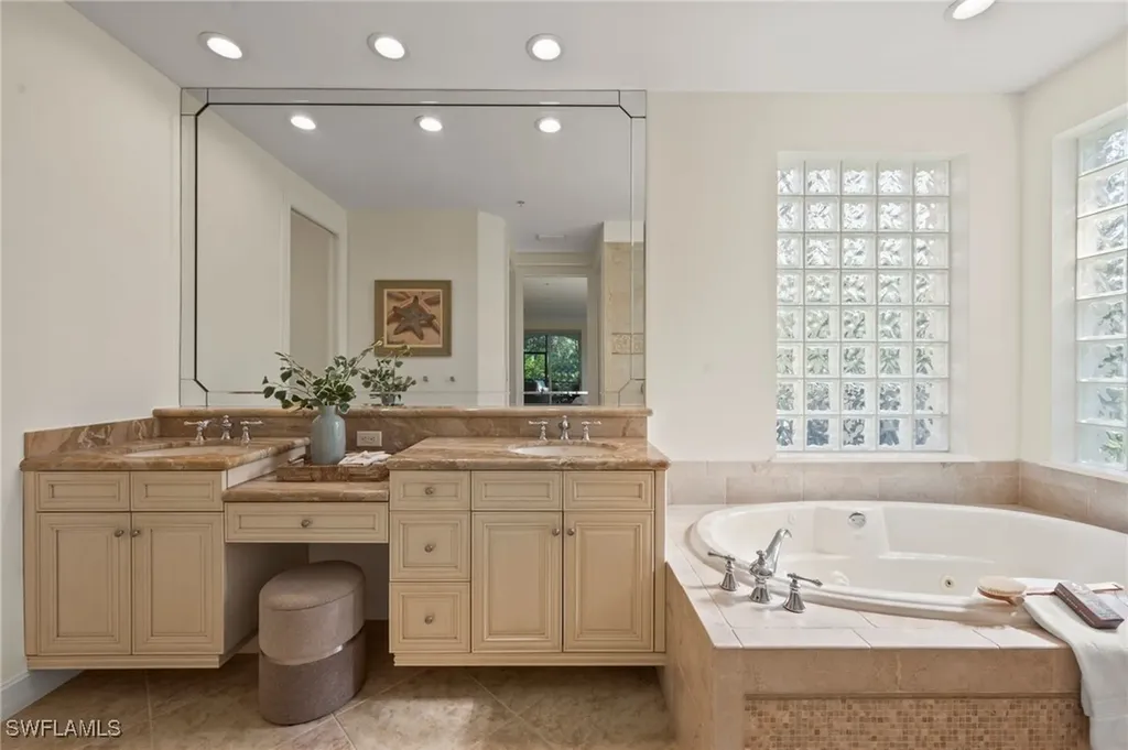 2886 Castillo Court Naples FL 34109