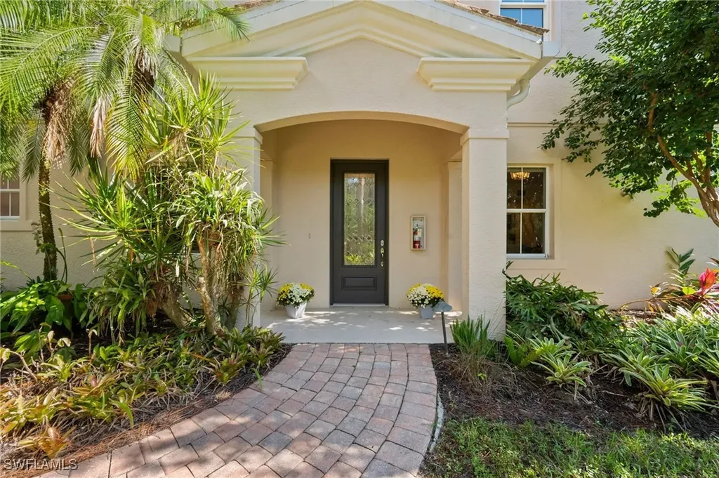 2886 Castillo Court Naples FL 34109