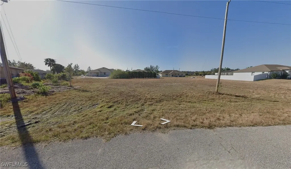 1914 SW 1st Street Cape Coral FL 33991