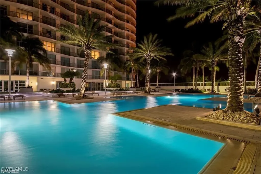 3000 Oasis Grand Boulevard Fort Myers FL 33916