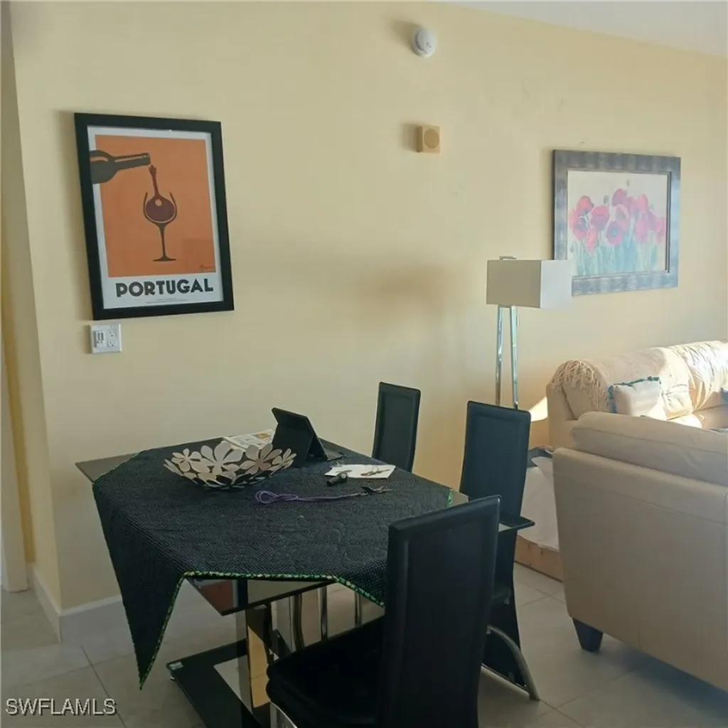 3000 Oasis Grand Boulevard Fort Myers FL 33916