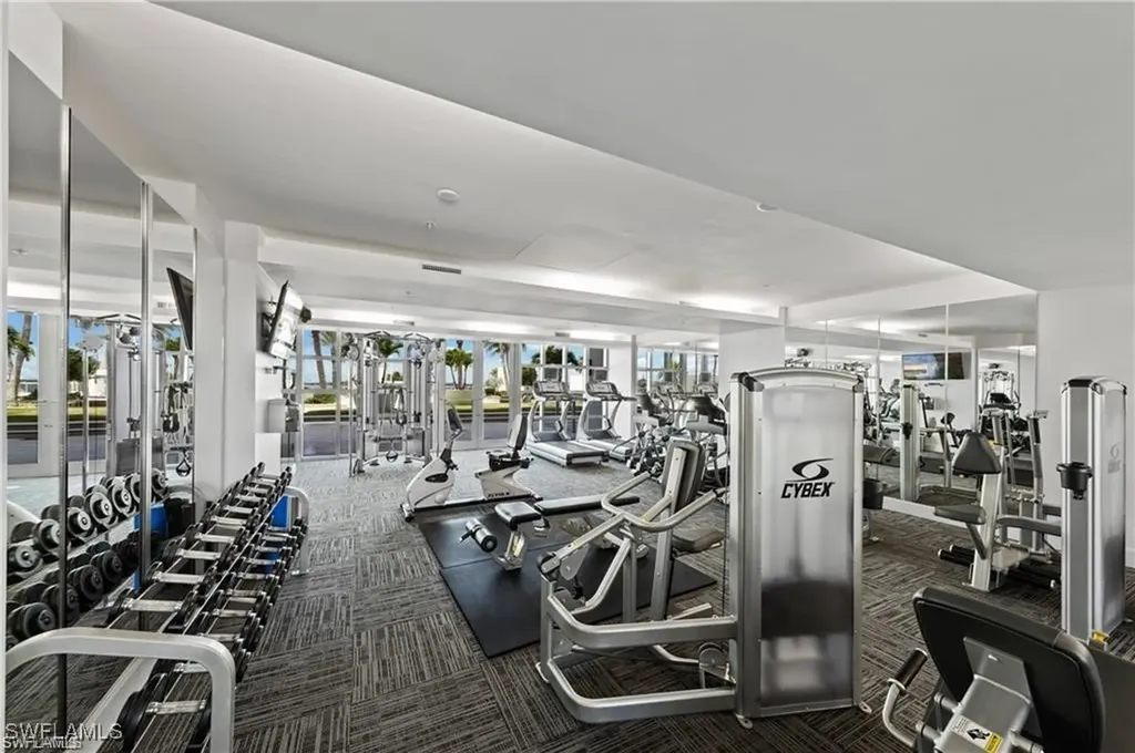 3000 Oasis Grand Boulevard Fort Myers FL 33916