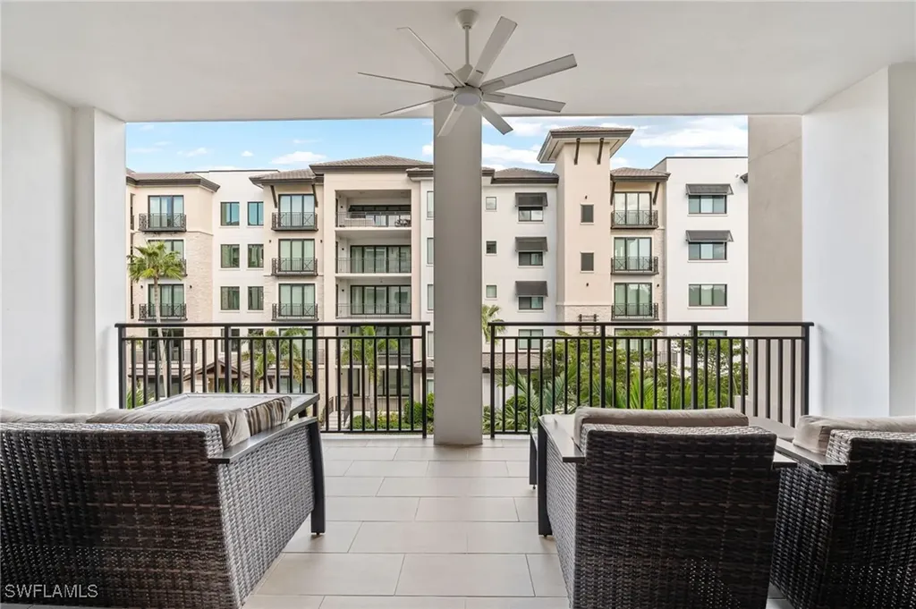 1030 3rd Avenue S Naples FL 34102