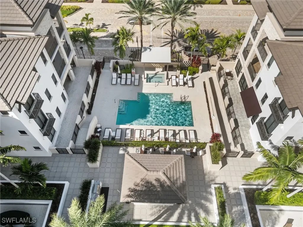 1030 3rd Avenue S Naples FL 34102