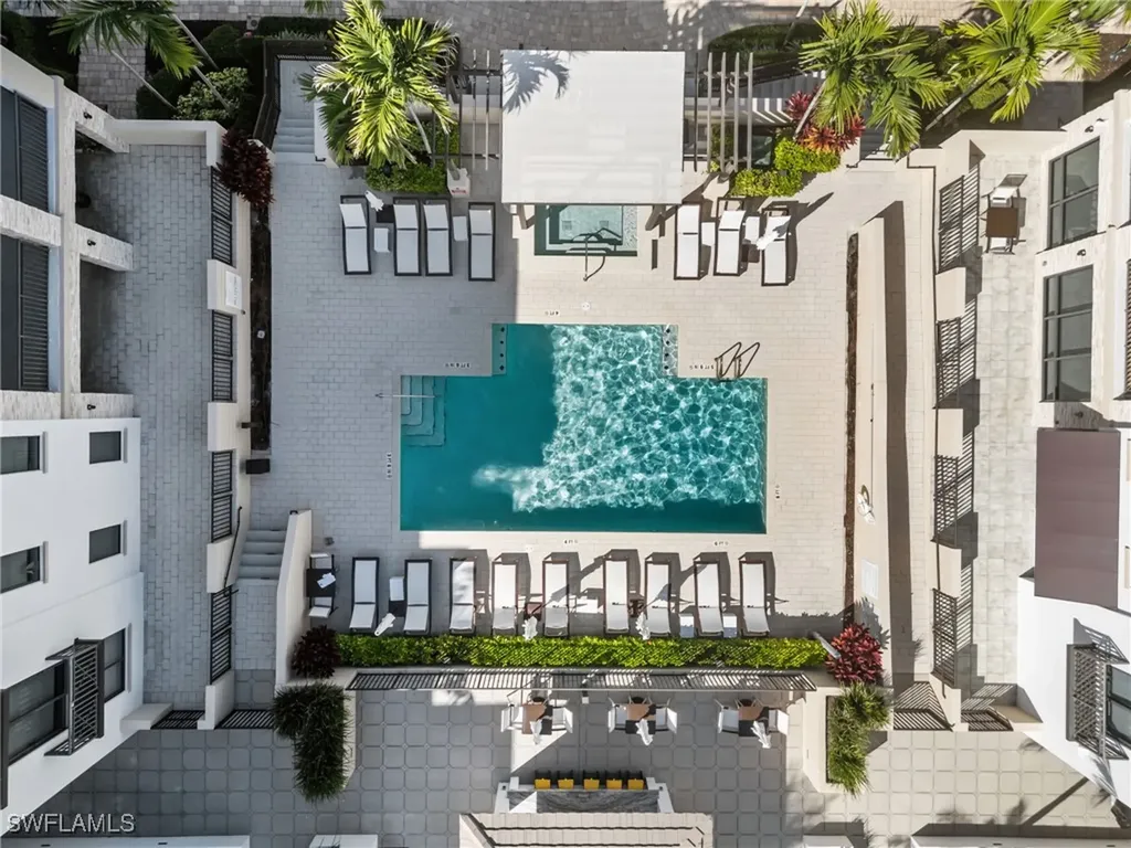 1030 3rd Avenue S Naples FL 34102