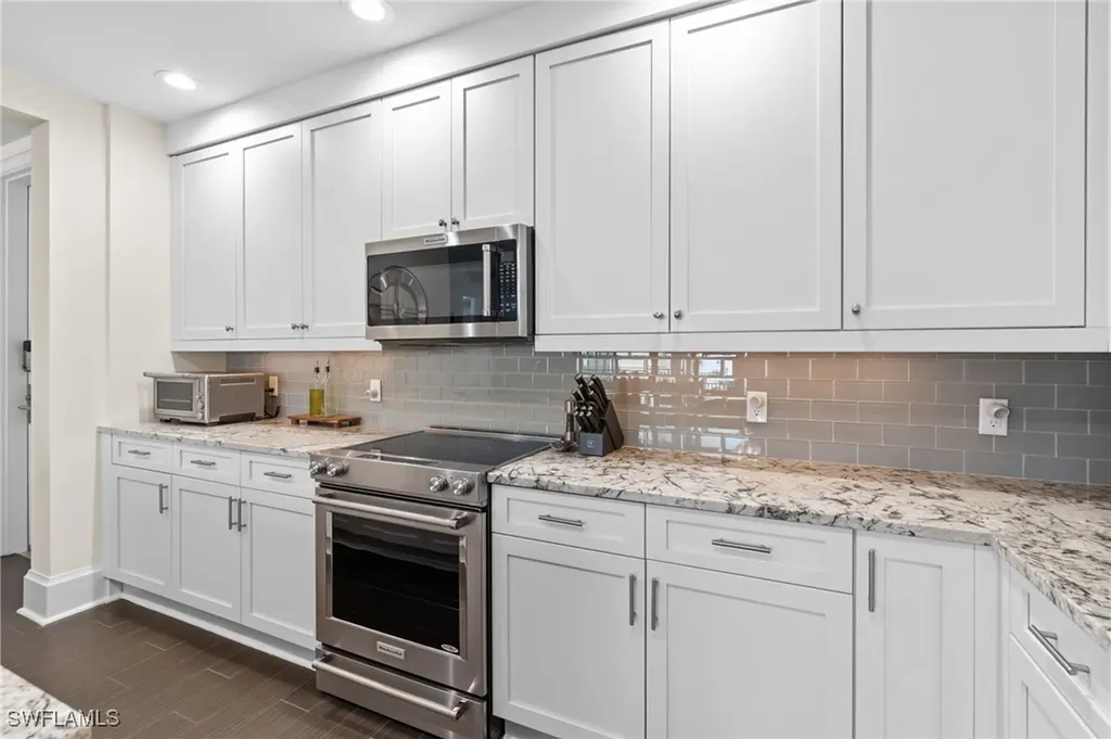 1030 3rd Avenue S Naples FL 34102