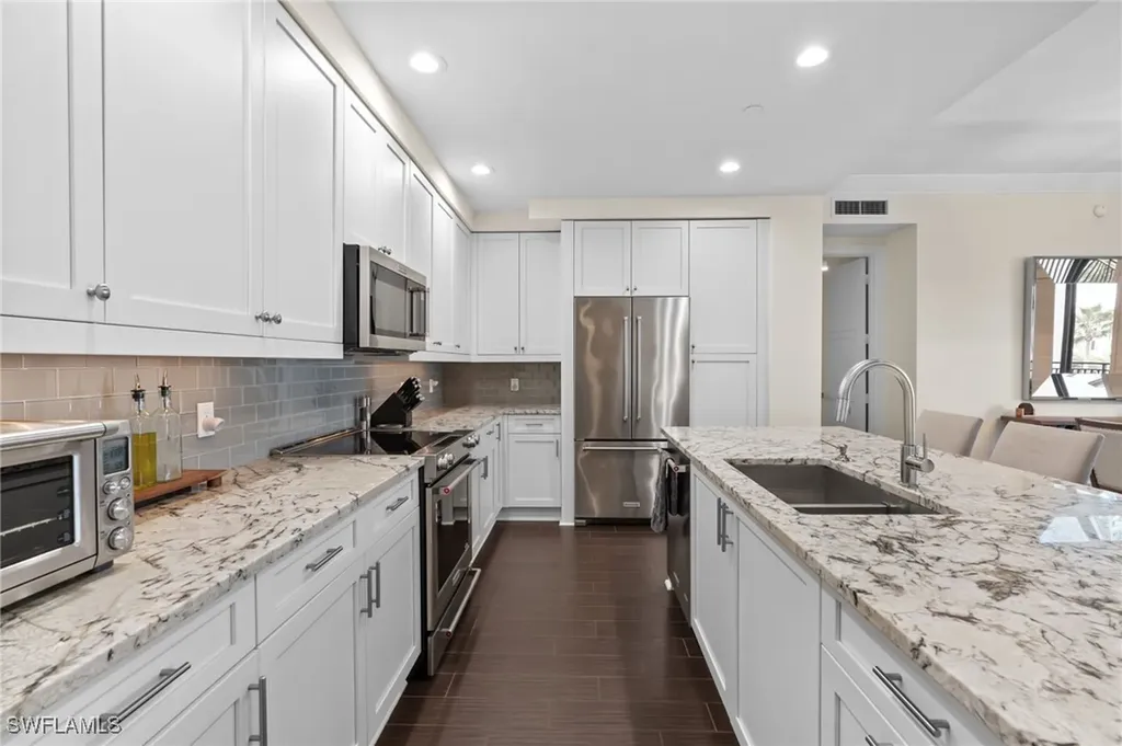 1030 3rd Avenue S Naples FL 34102