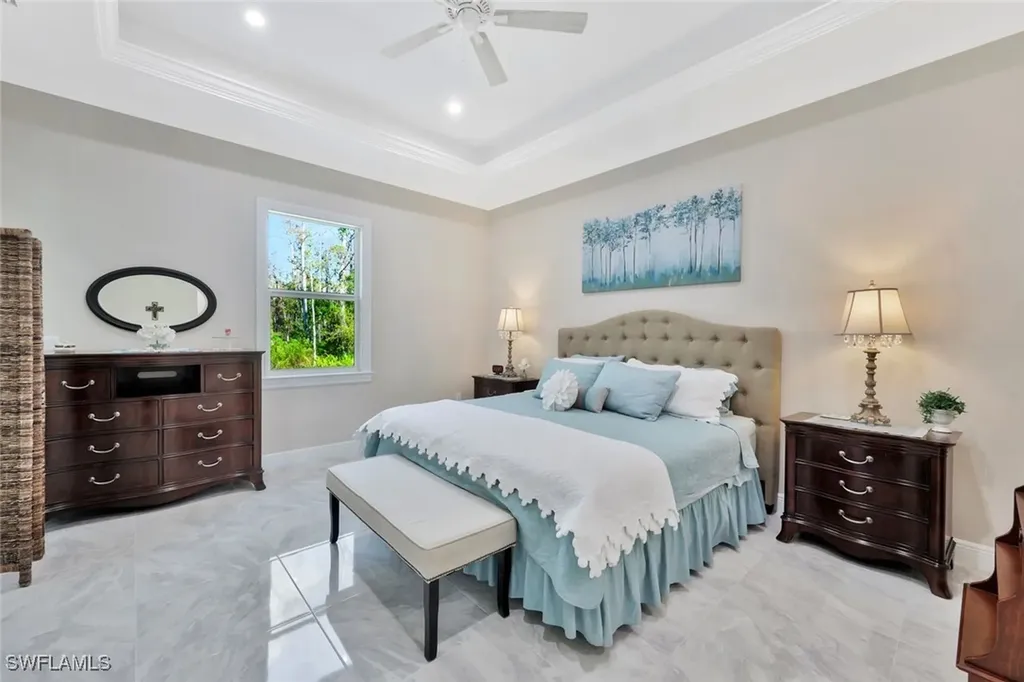589 12th Avenue NW Naples FL 34120