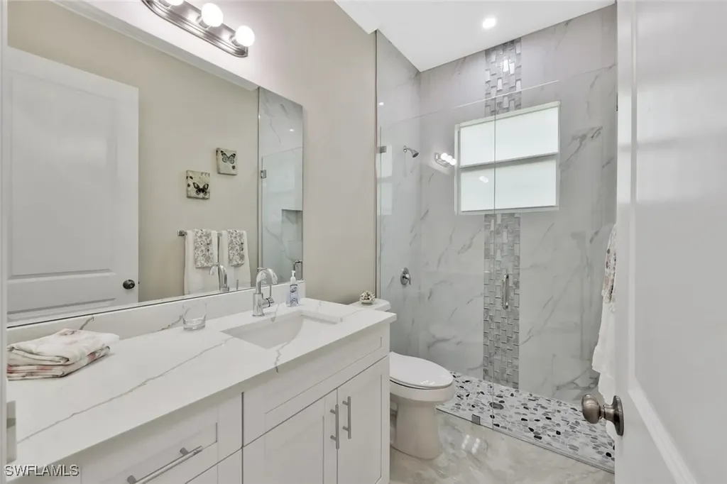 589 12th Avenue NW Naples FL 34120