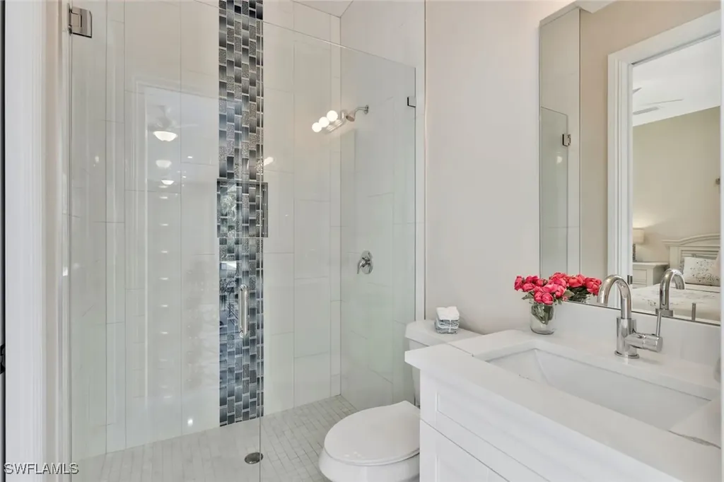 589 12th Avenue NW Naples FL 34120