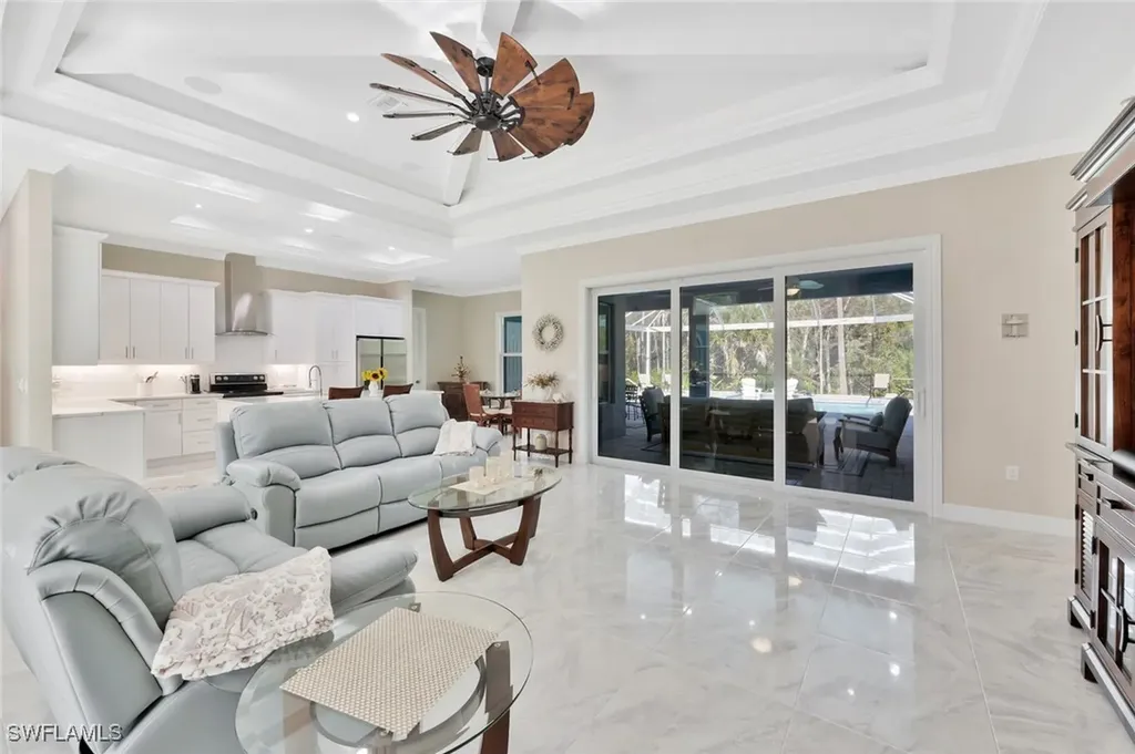 589 12th Avenue NW Naples FL 34120