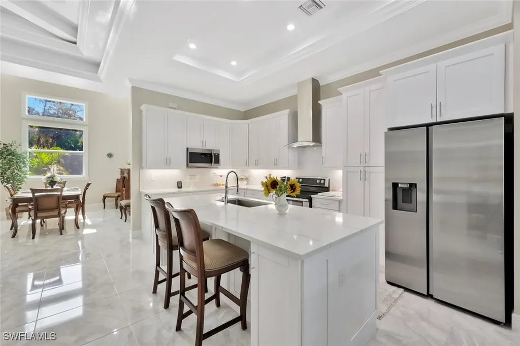 589 12th Avenue NW Naples FL 34120