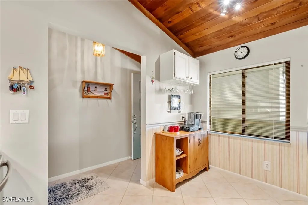 2994 Kings Lake Boulevard Naples FL 34112