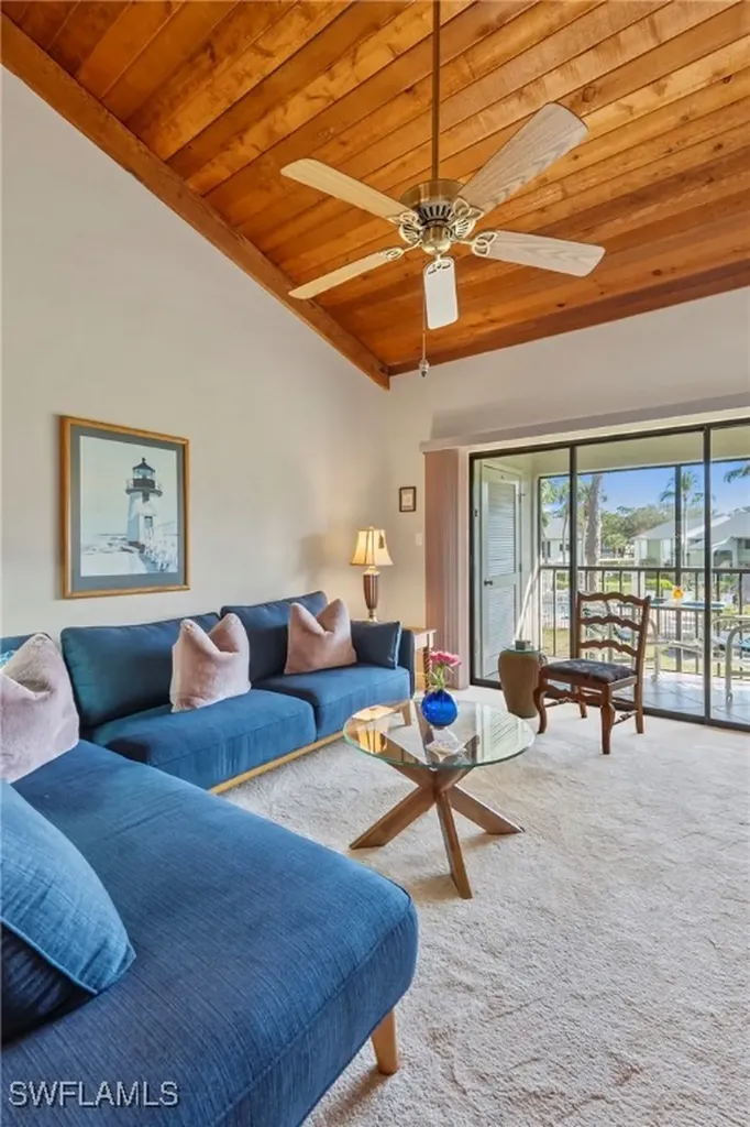 2994 Kings Lake Boulevard Naples FL 34112