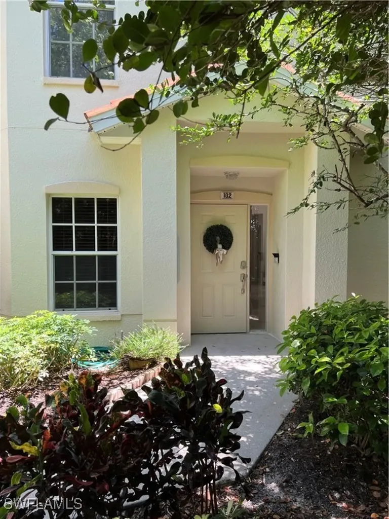 901 Egrets Run Naples FL 34108