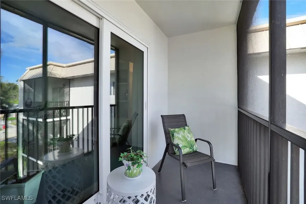 766 Central Avenue Naples FL 34102