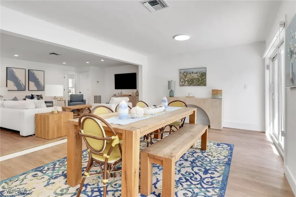 729 Sand Dollar Drive Sanibel FL 33957