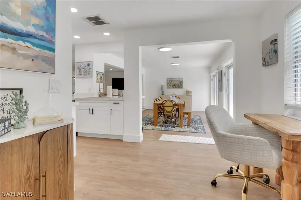 729 Sand Dollar Drive Sanibel FL 33957