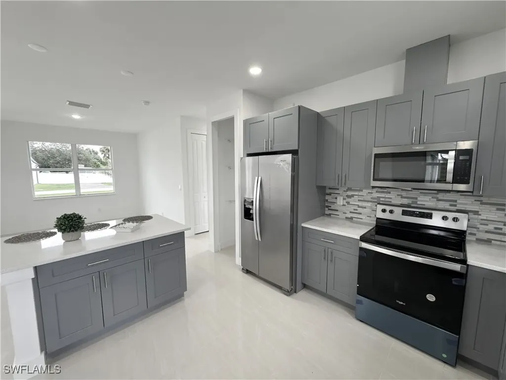 856 William Denver Street Lehigh Acres FL 33974