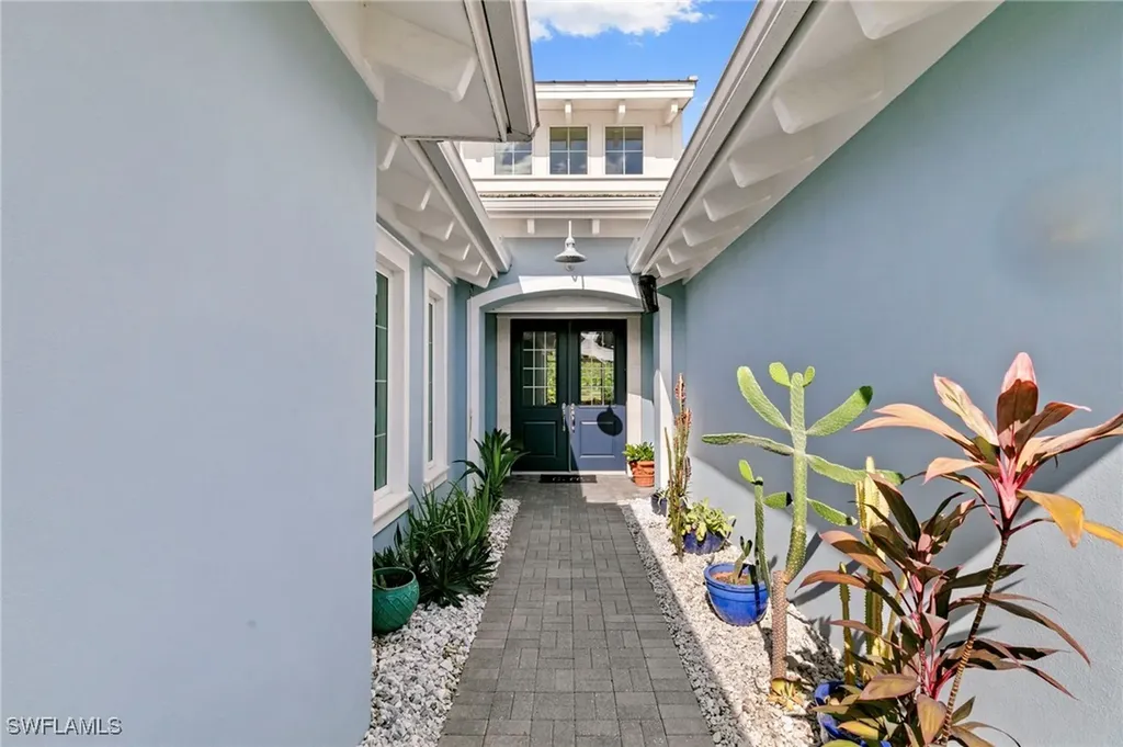 4922 Andros Drive Naples FL 34113