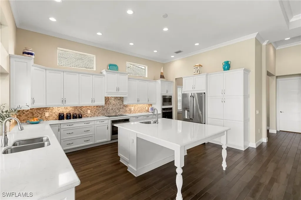4922 Andros Drive Naples FL 34113