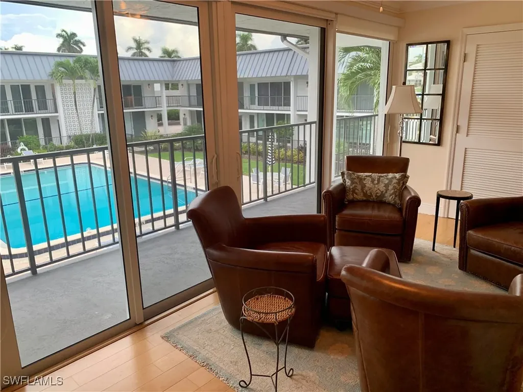 333 Harbour Drive Naples FL 34103