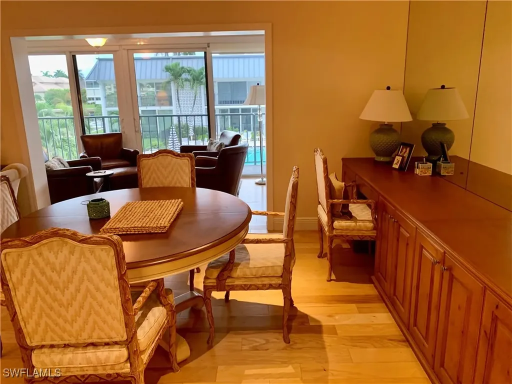 333 Harbour Drive Naples FL 34103
