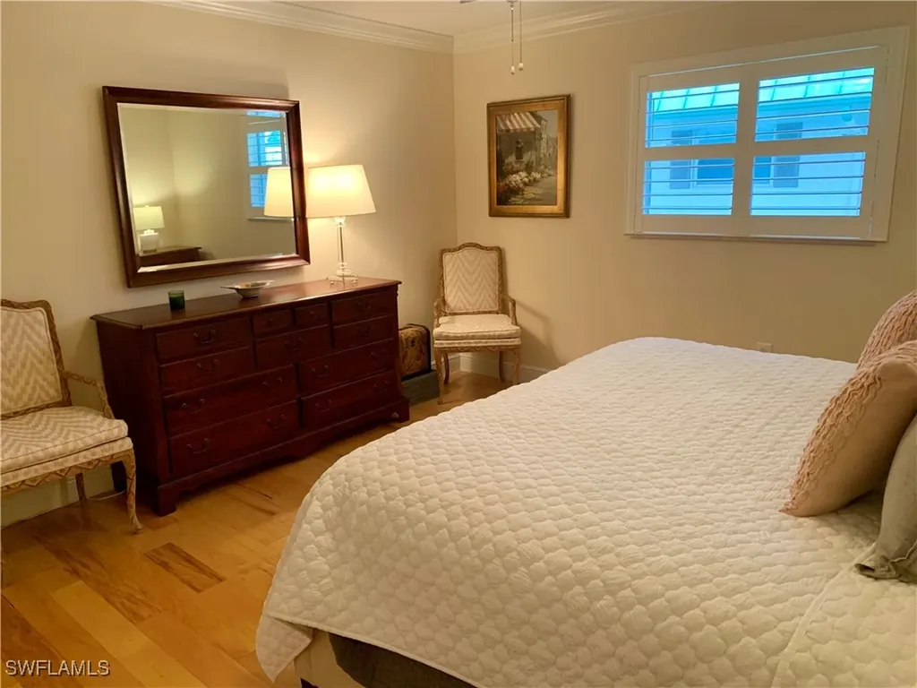 333 Harbour Drive Naples FL 34103