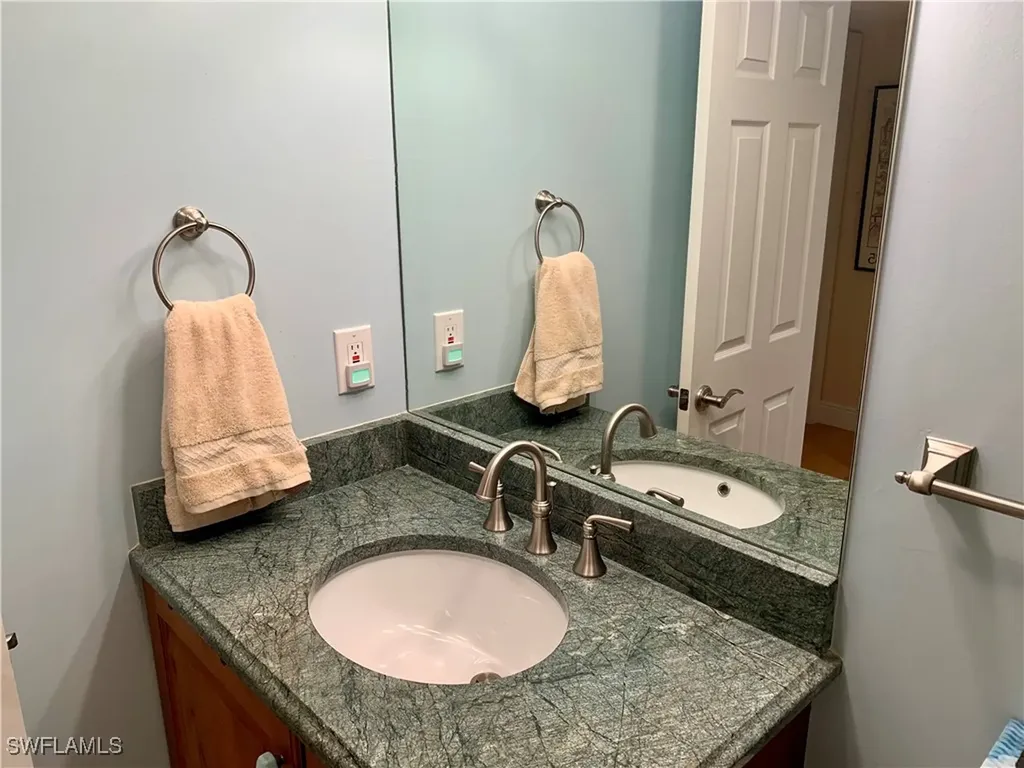 333 Harbour Drive Naples FL 34103