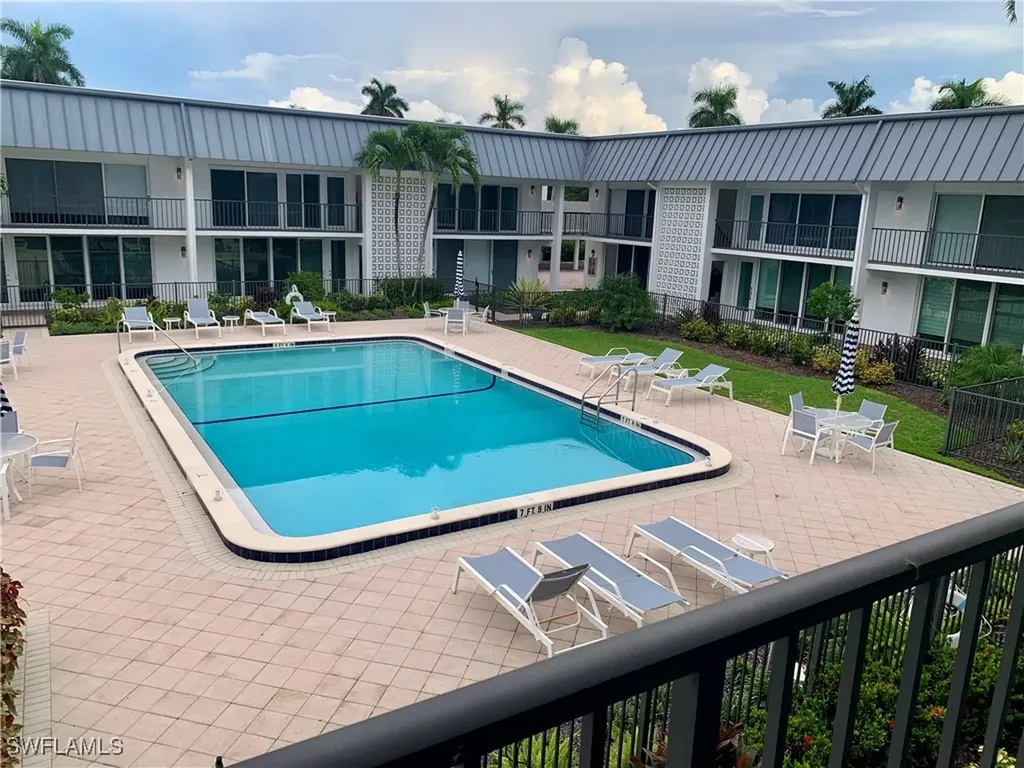 333 Harbour Drive Naples FL 34103