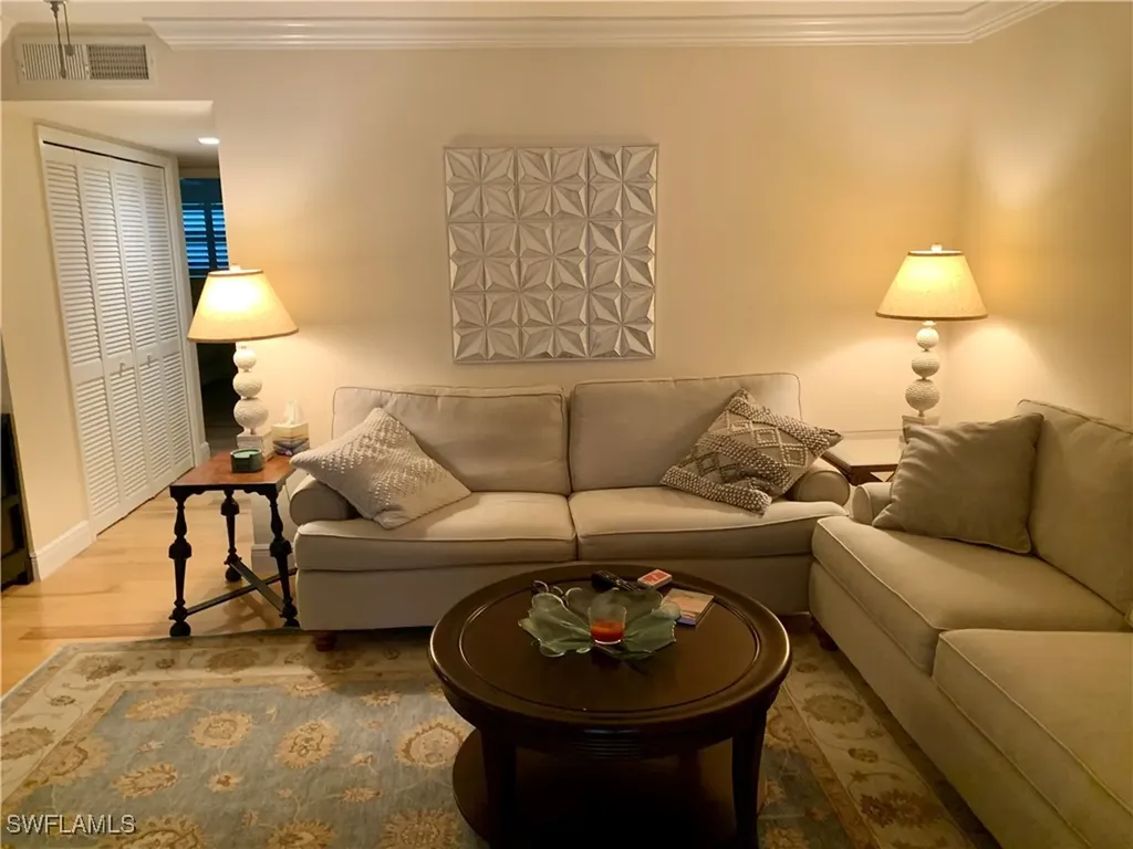 333 Harbour Drive Naples FL 34103