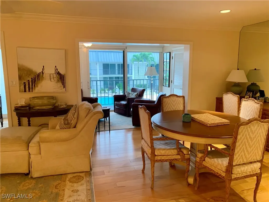 333 Harbour Drive Naples FL 34103