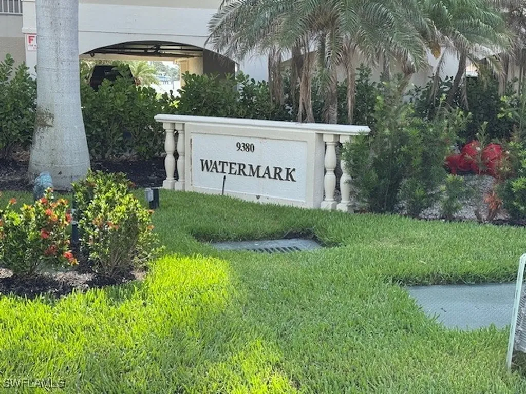 9380 Gulf Shore Drive Naples FL 34108