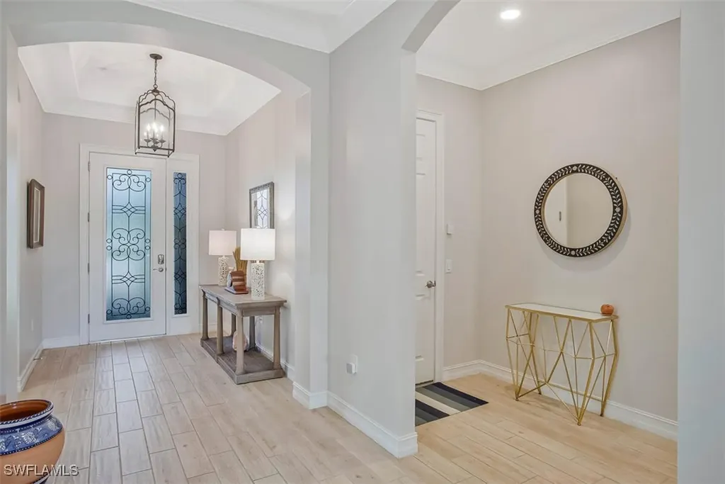 1422 Mockingbird Drive Naples FL 34120