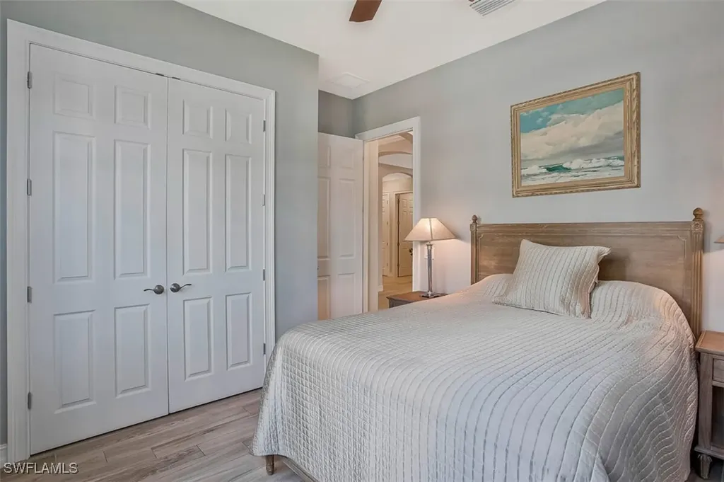 1422 Mockingbird Drive Naples FL 34120