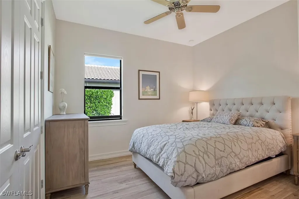 1422 Mockingbird Drive Naples FL 34120