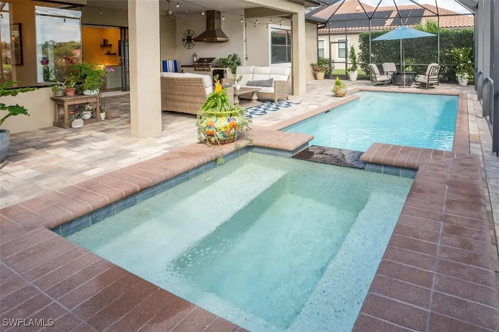 1422 Mockingbird Drive Naples FL 34120