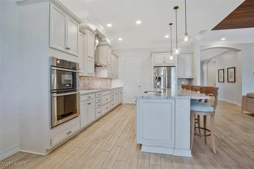 1422 Mockingbird Drive Naples FL 34120