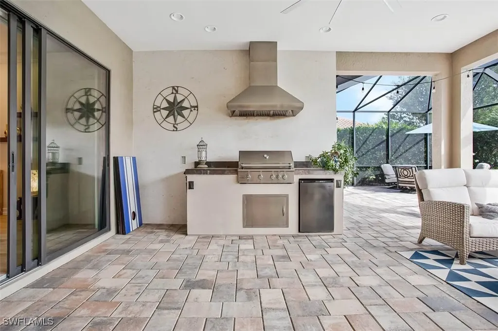 1422 Mockingbird Drive Naples FL 34120
