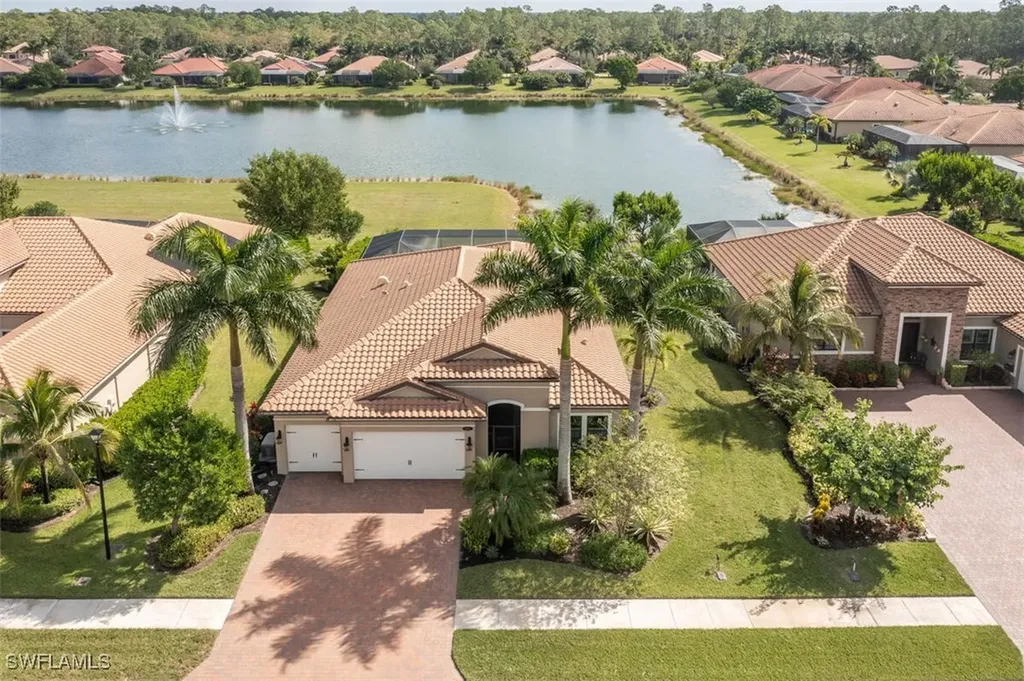 1422 Mockingbird Drive Naples FL 34120